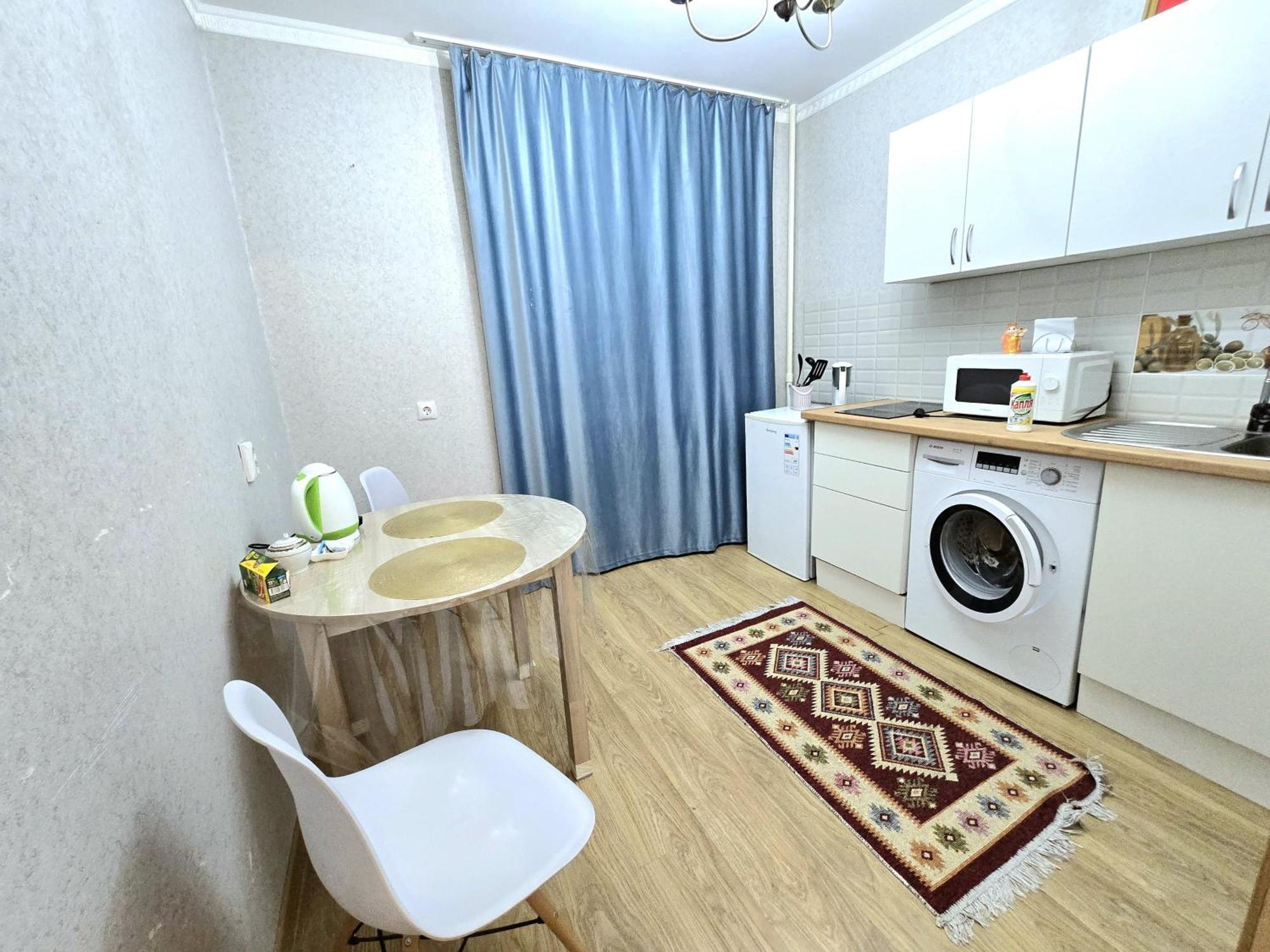 Двухкомнатная "Аэропорт Астана" Apartment Luaran gambar